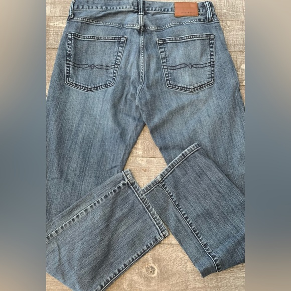 Lucky Brand 221 Original Straight Jeans - Picture 3 of 15